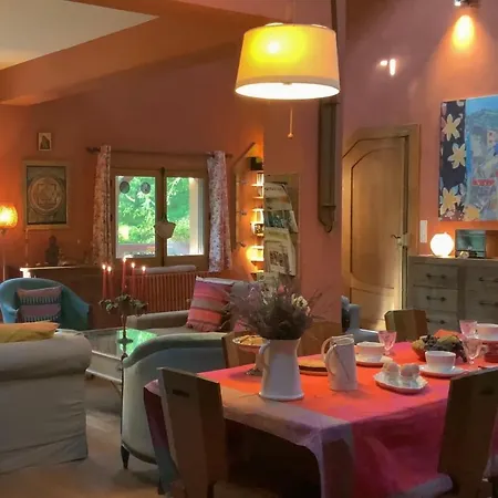 D'hotes A Pontonx Bed & Breakfast 3*